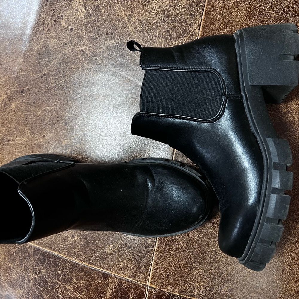 Black boots